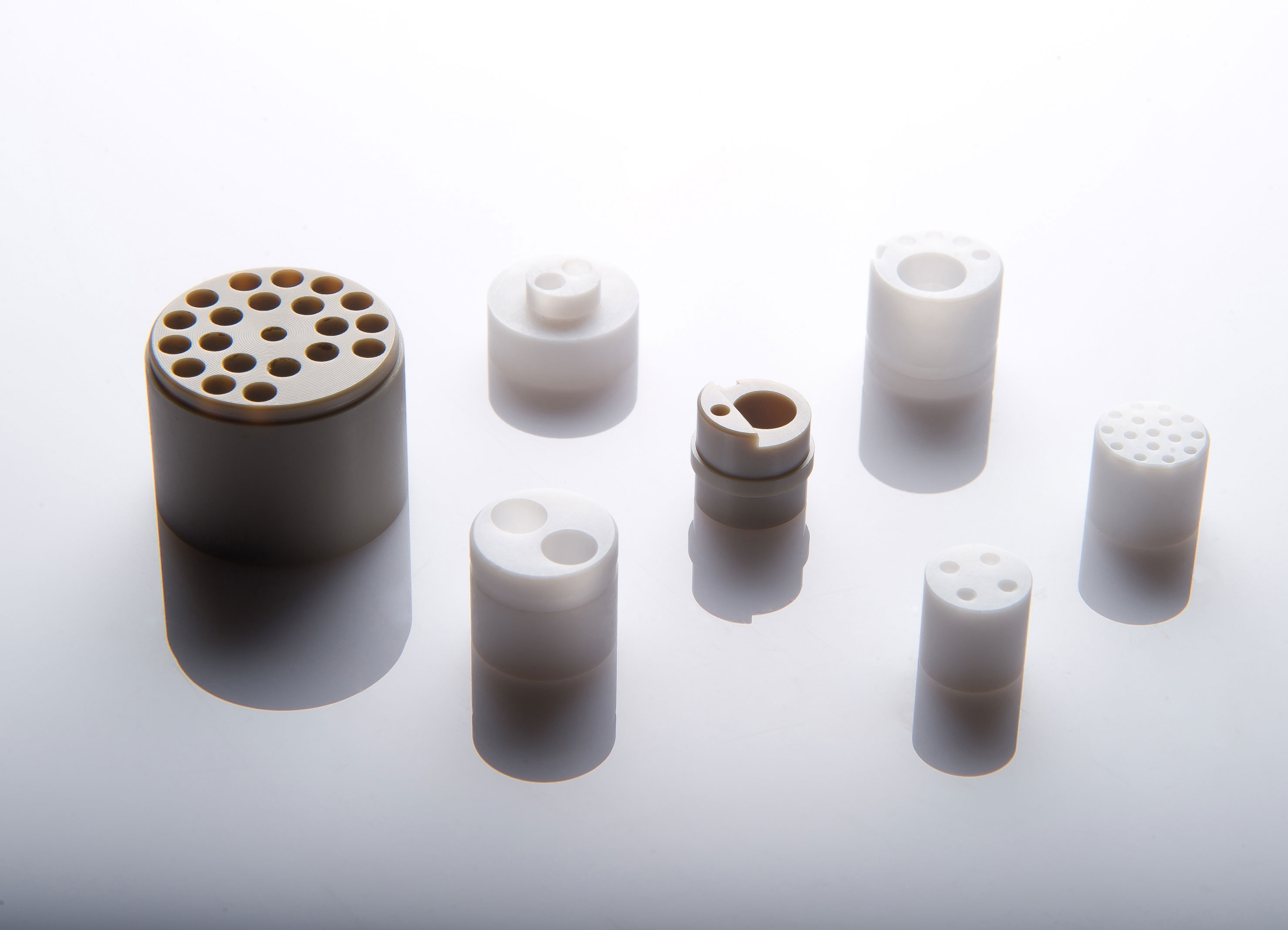 Insulators for connection technology - DSMP Plastic processing PTFE and PEEK
